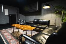 Room 8 - Premium