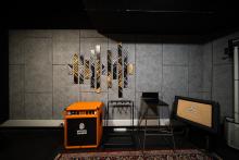 Raum 6 orange amps