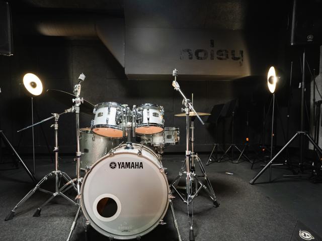 Room 8 - Premium Drums