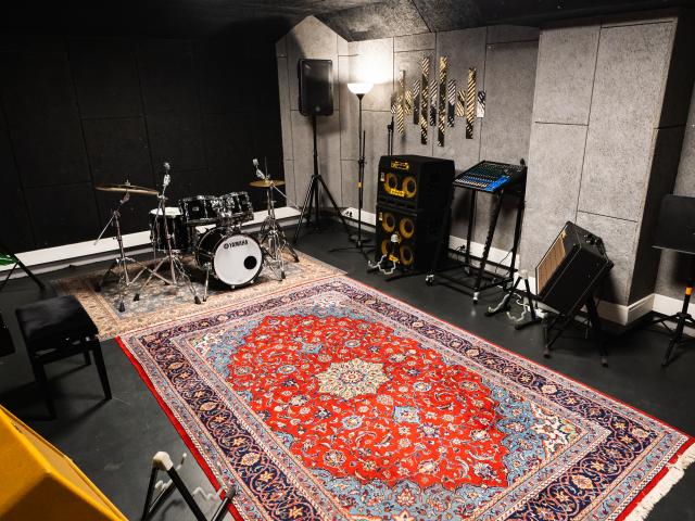 Room 3 - Pro