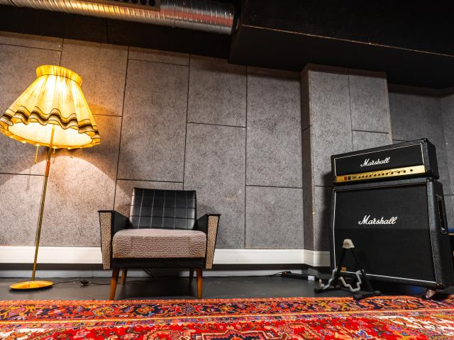 Room 14 - Pro