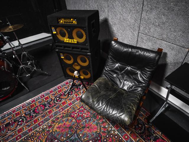 Room 16 - Pro